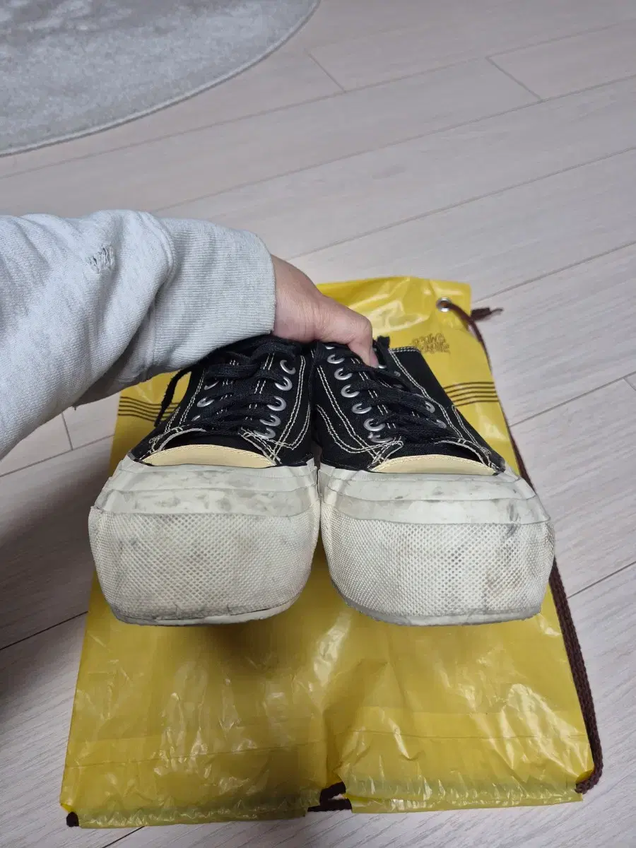 thumbnail-5